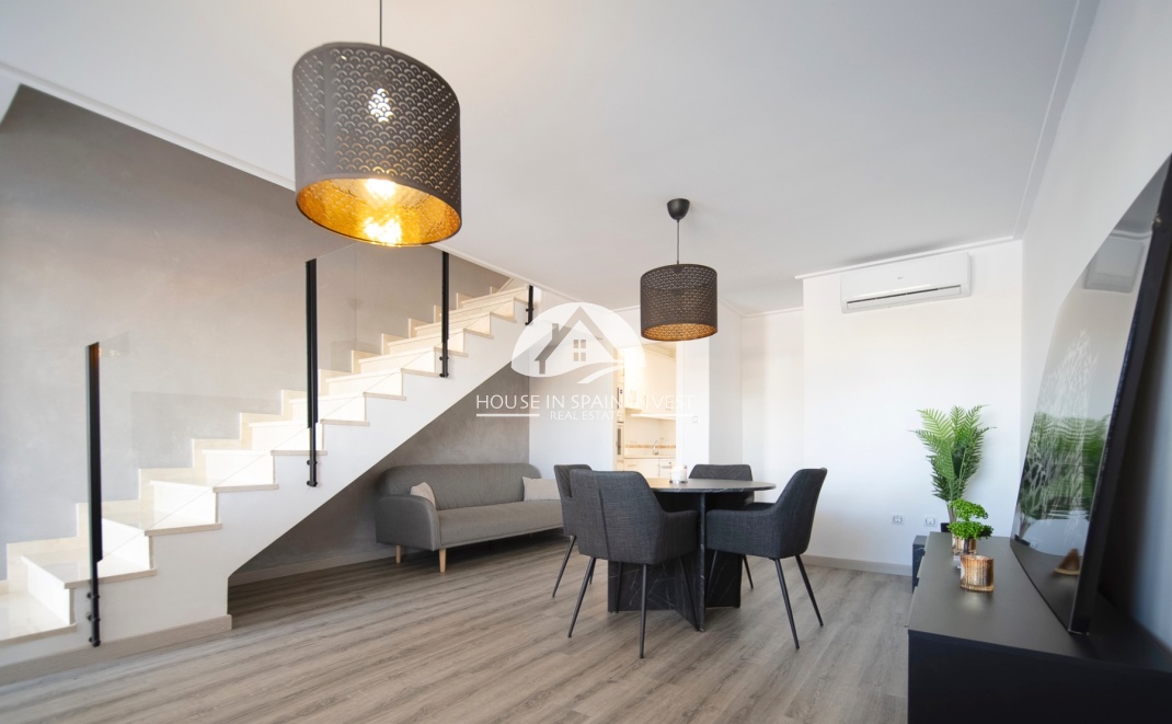 Resale - Townhouse - Torrevieja - Los Balcones  