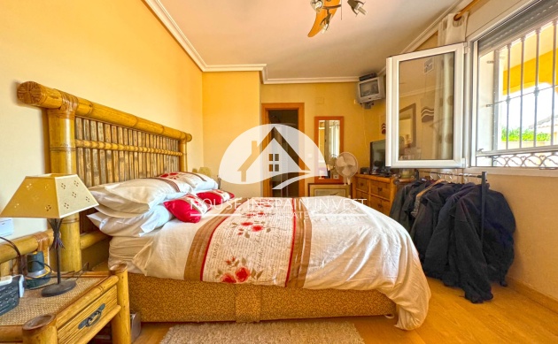 Reventa - Chalet - Torrevieja - Los Balcones  