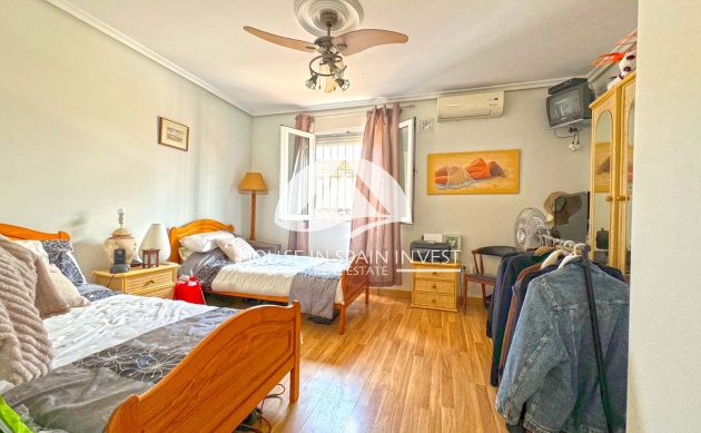 Reventa - Chalet - Torrevieja - Los Balcones  