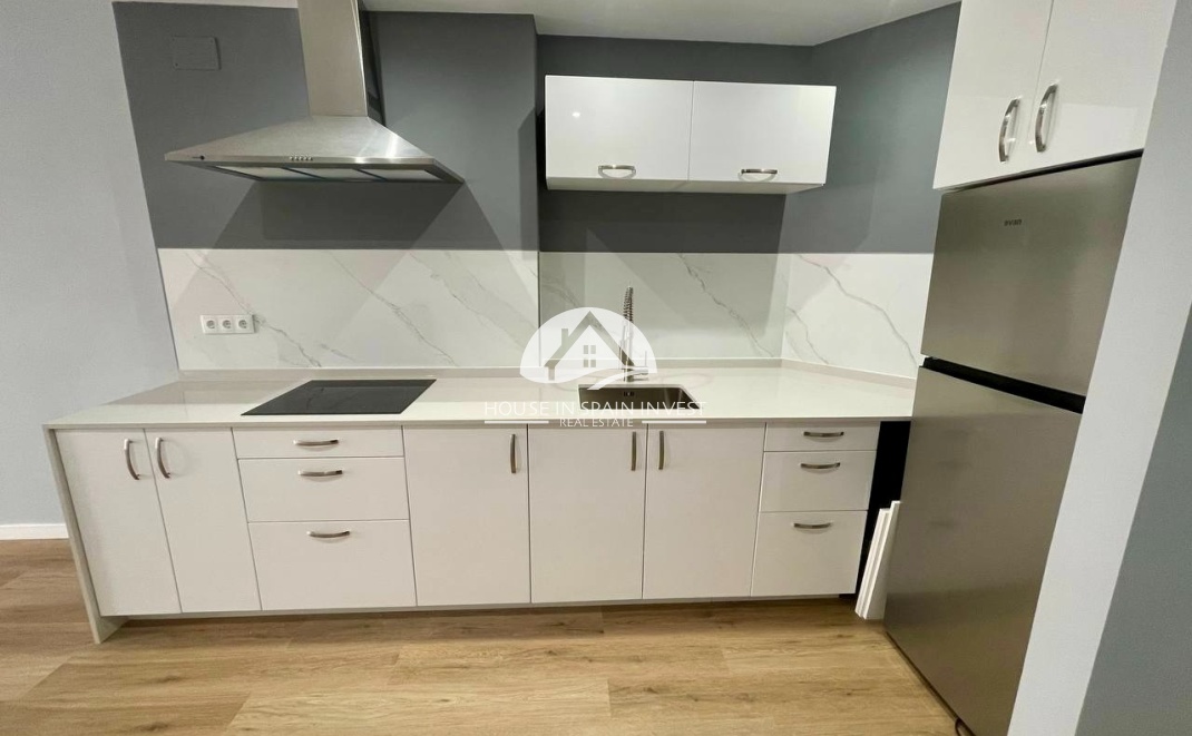 Resale - Apartment  - Torrevieja - La Mata