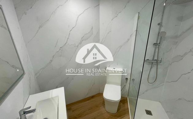 Resale - Apartment  - Torrevieja - La Mata