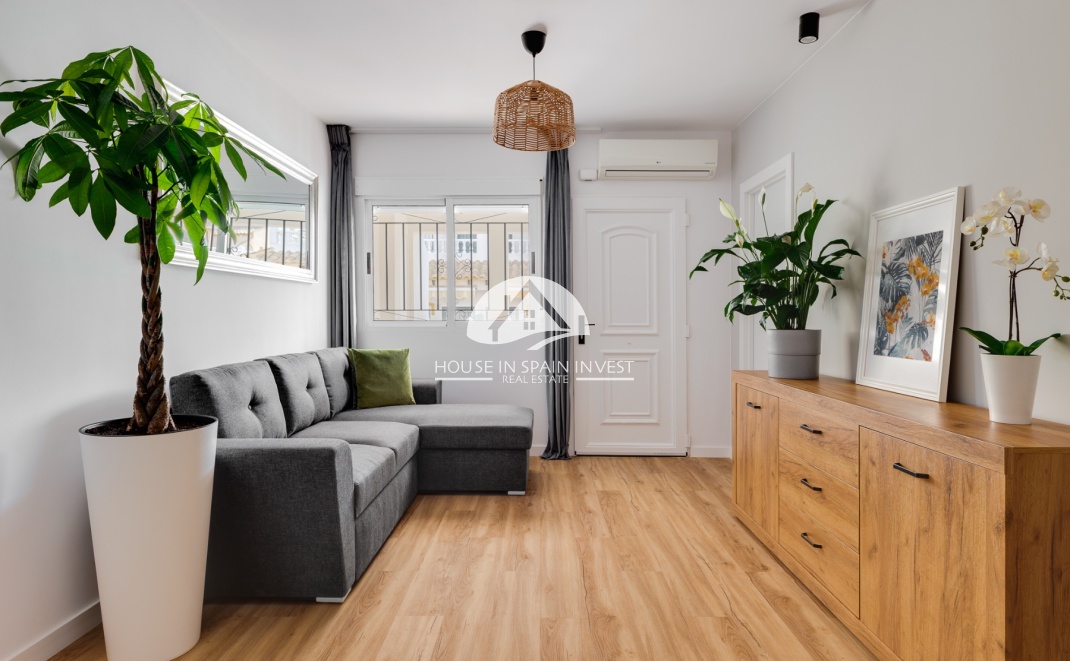 Herverkoop - Rijwoning - Orihuela Costa