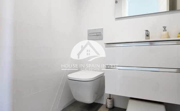 Resale - Villa - Torrevieja - Los Balcones  