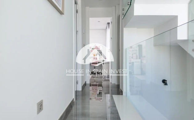 Resale - Villa - Torrevieja - Los Balcones  