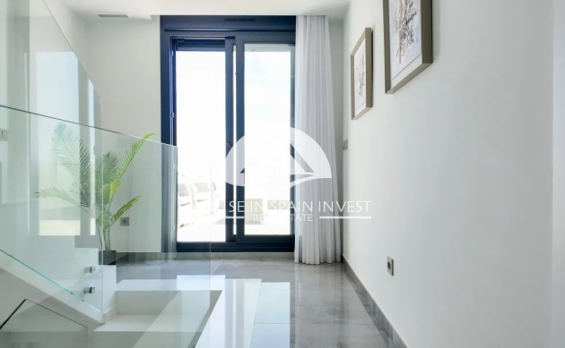 Resale - Villa - Torrevieja - Los Balcones  