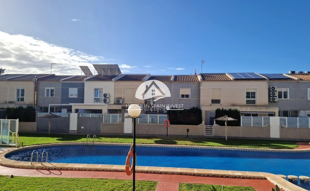 Herverkoop - Rijwoning - Torrevieja - Nueva Torrevieja - Aguas Nuevas