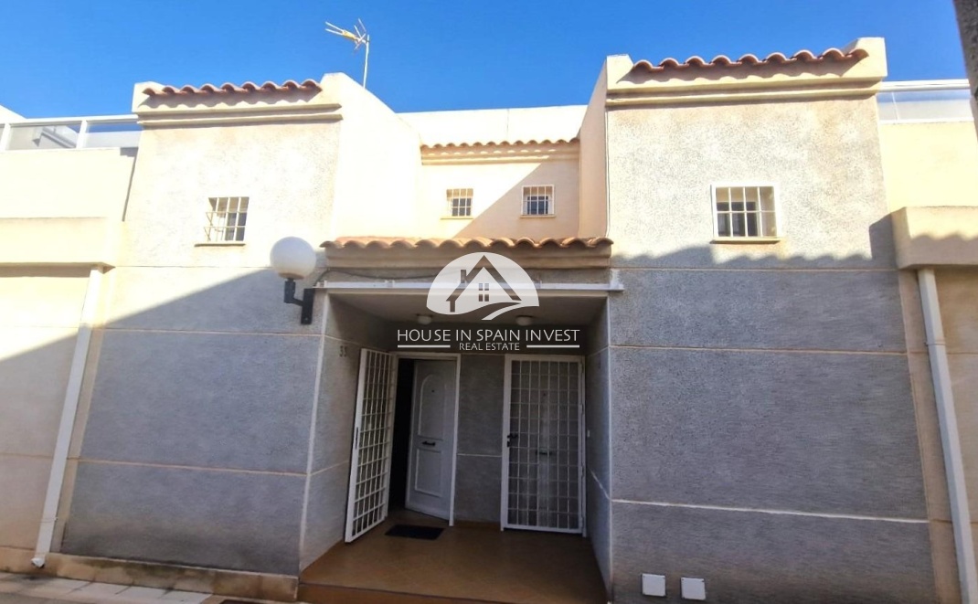 Resale - Townhouse - Torrevieja - Aguas Nuevas - Sector 25