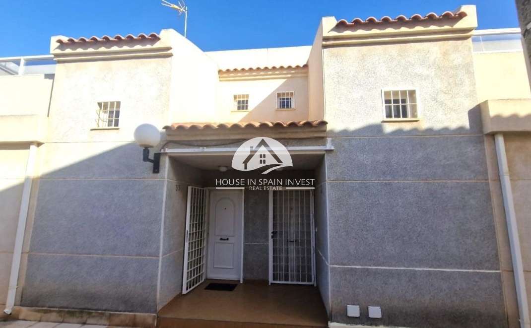 Resale - Townhouse - Torrevieja - Aguas Nuevas - Sector 25
