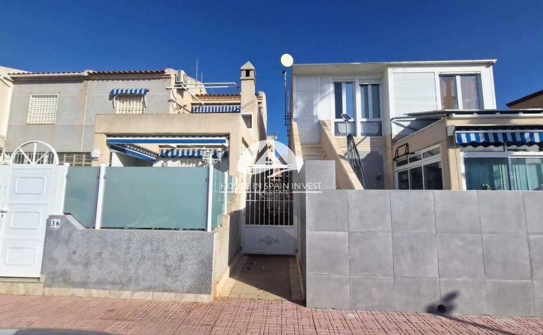 Resale - Townhouse - Torrevieja - Aguas Nuevas - Sector 25