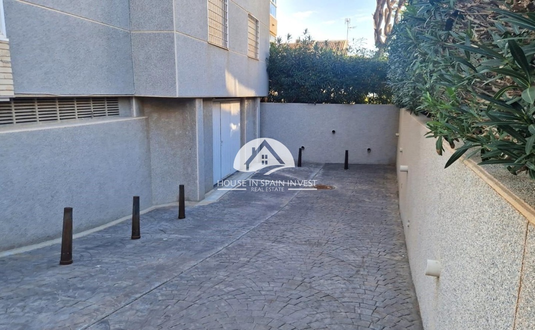 Resale - Townhouse - Torrevieja - Aguas Nuevas - Sector 25