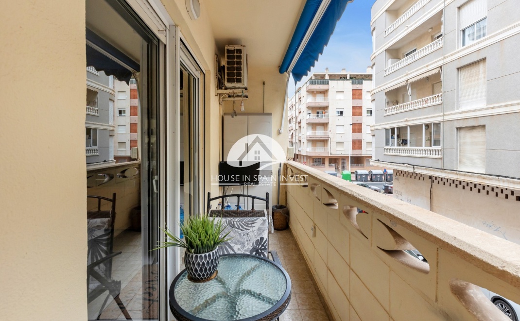 Resale - Apartment  - Torrevieja - Playa del Cura