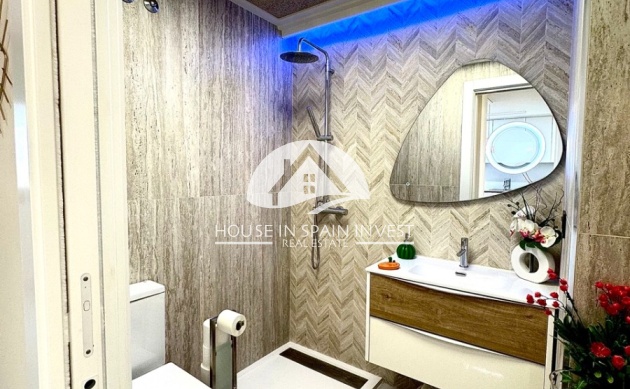 Resale - Townhouse - Torrevieja - Los Balcones  