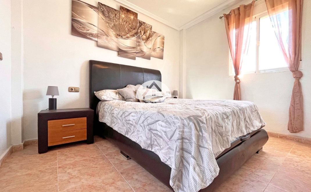 Resale - Villa - Orihuela Costa - La Zenia