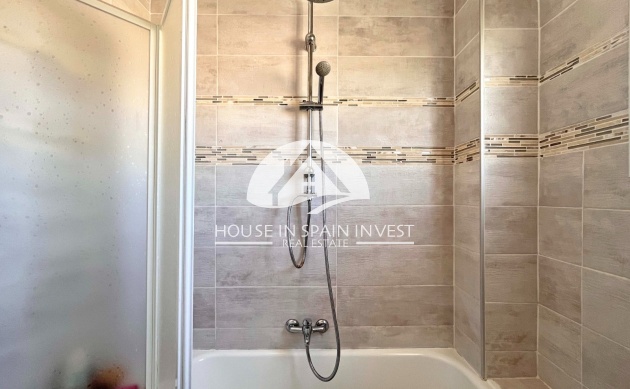 Resale - Villa - Orihuela Costa - La Zenia