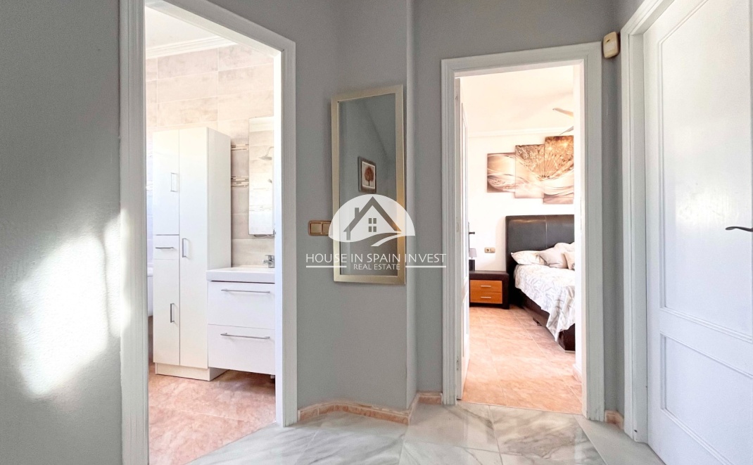 Resale - Villa - Orihuela Costa - La Zenia