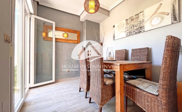 Resale - Villa - Orihuela Costa - La Zenia