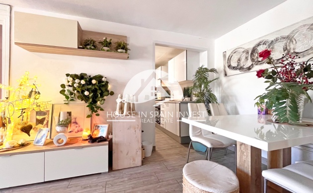 Resale - Villa - Orihuela Costa - La Zenia