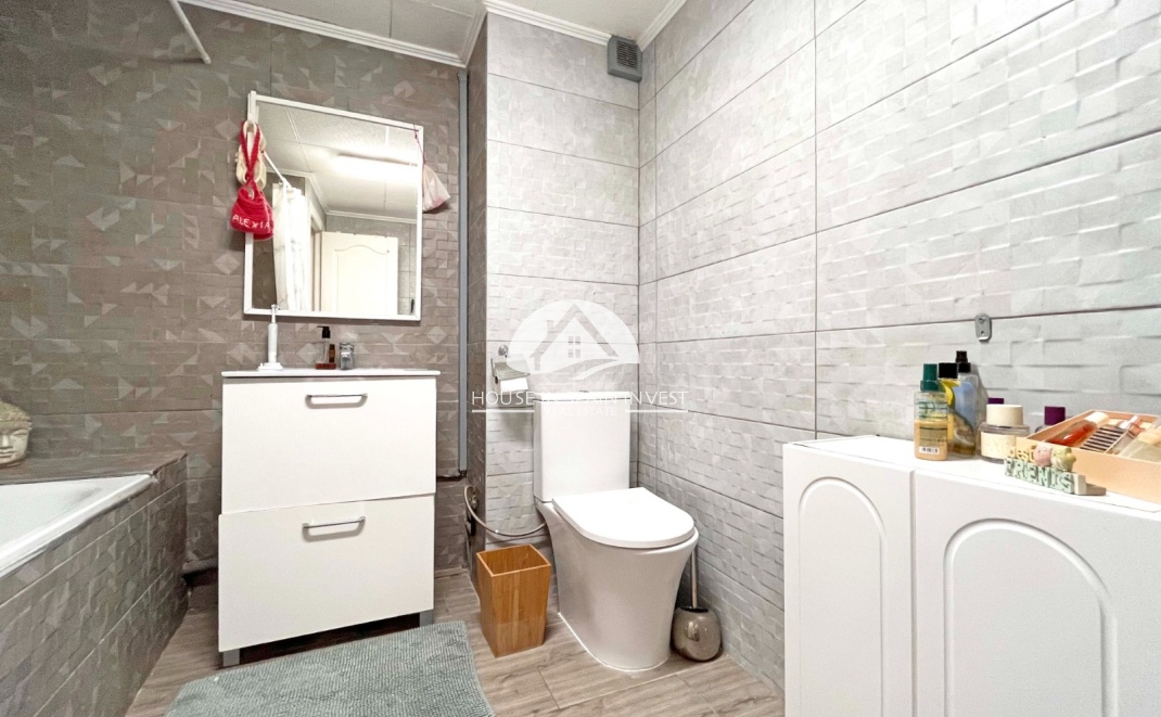 Resale - Villa - Orihuela Costa - La Zenia