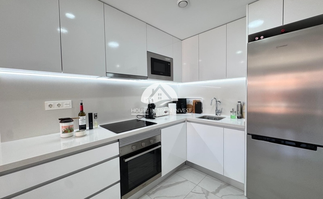 Resale - Apartment  - Torrevieja - Centro