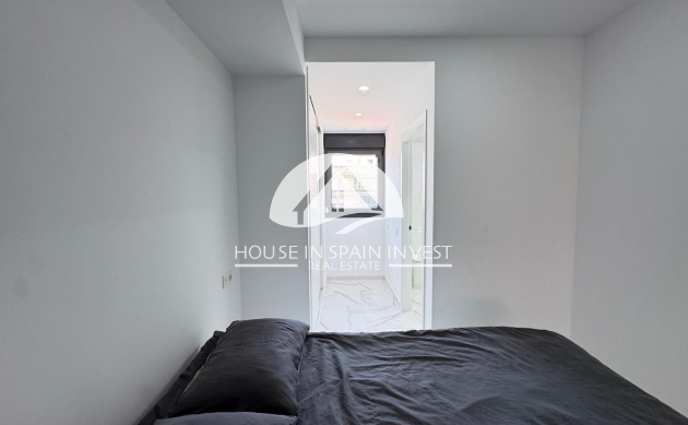 Resale - Apartment  - Torrevieja - Centro