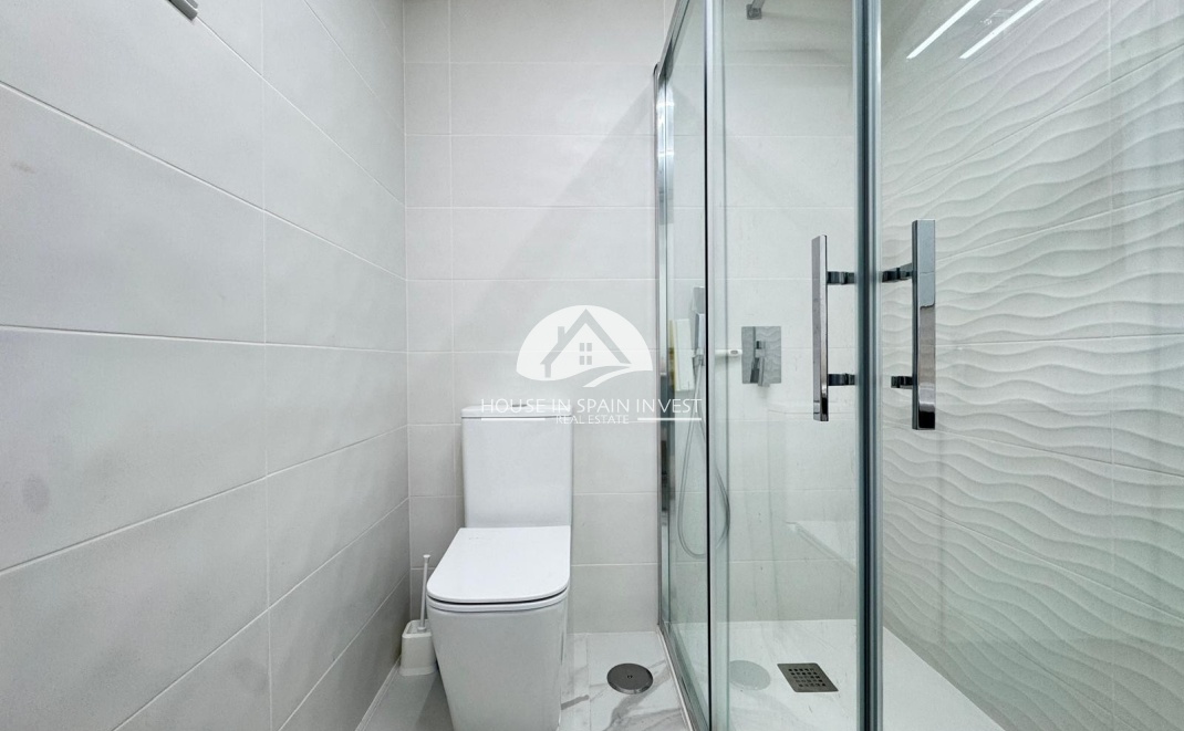 Resale - Apartment  - Torrevieja - Centro