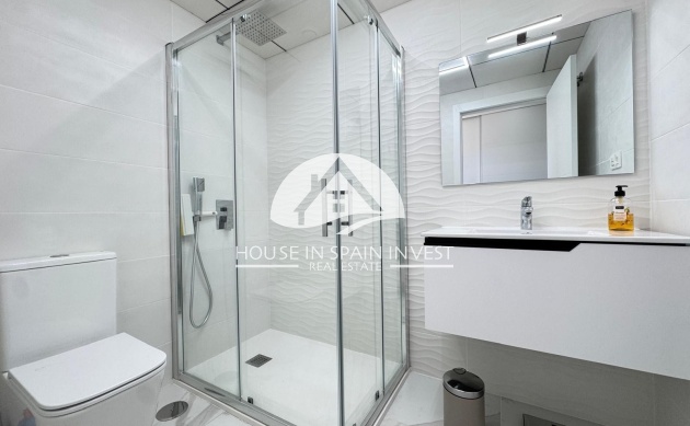 Resale - Apartment  - Torrevieja - Centro