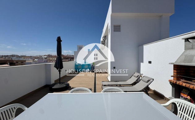 Resale - Apartment  - Torrevieja - Centro