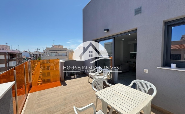 Resale - Apartment  - Torrevieja - Centro