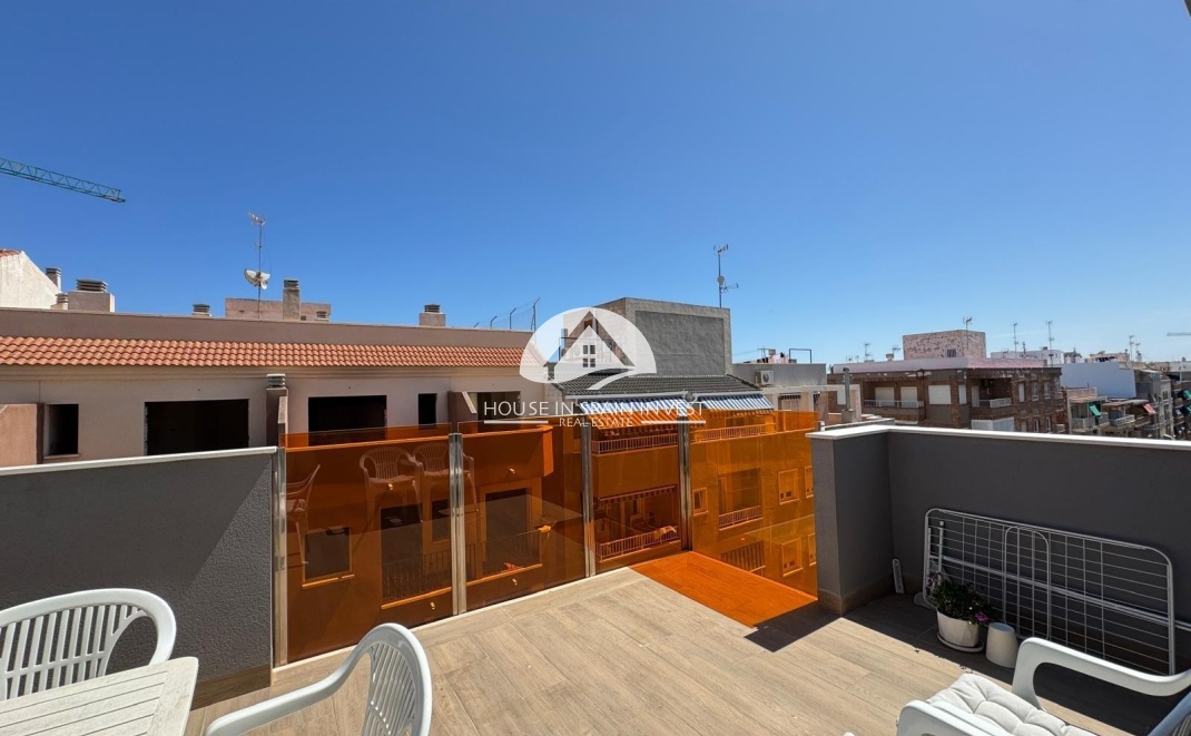 Resale - Apartment  - Torrevieja - Centro