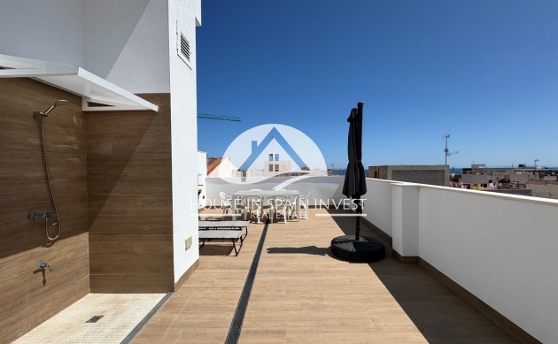 Resale - Apartment  - Torrevieja - Centro