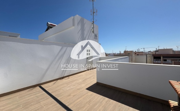 Resale - Apartment  - Torrevieja - Centro