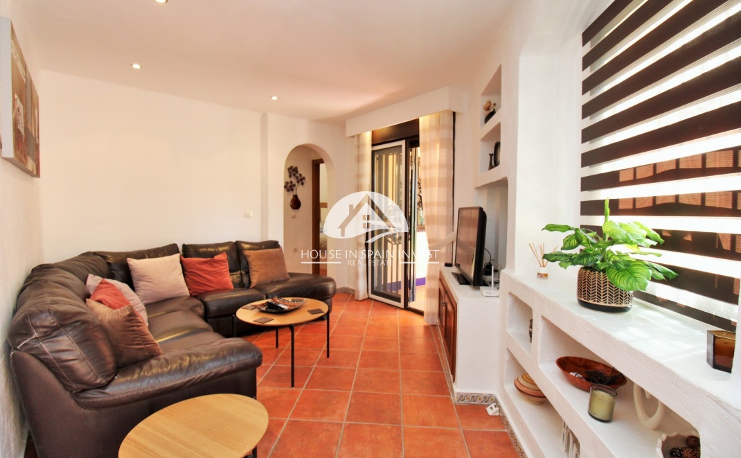 Resale - Apartment  - Torrevieja - Punta Prima  