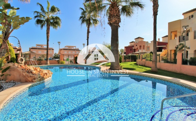 Resale - Apartment  - Torrevieja - Punta Prima  