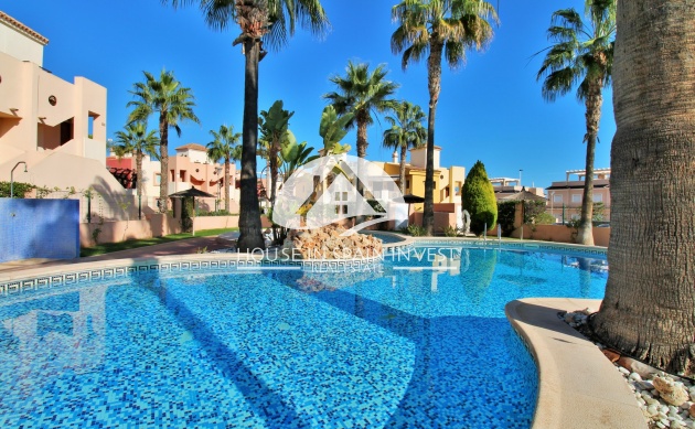 Resale - Apartment  - Torrevieja - Punta Prima  