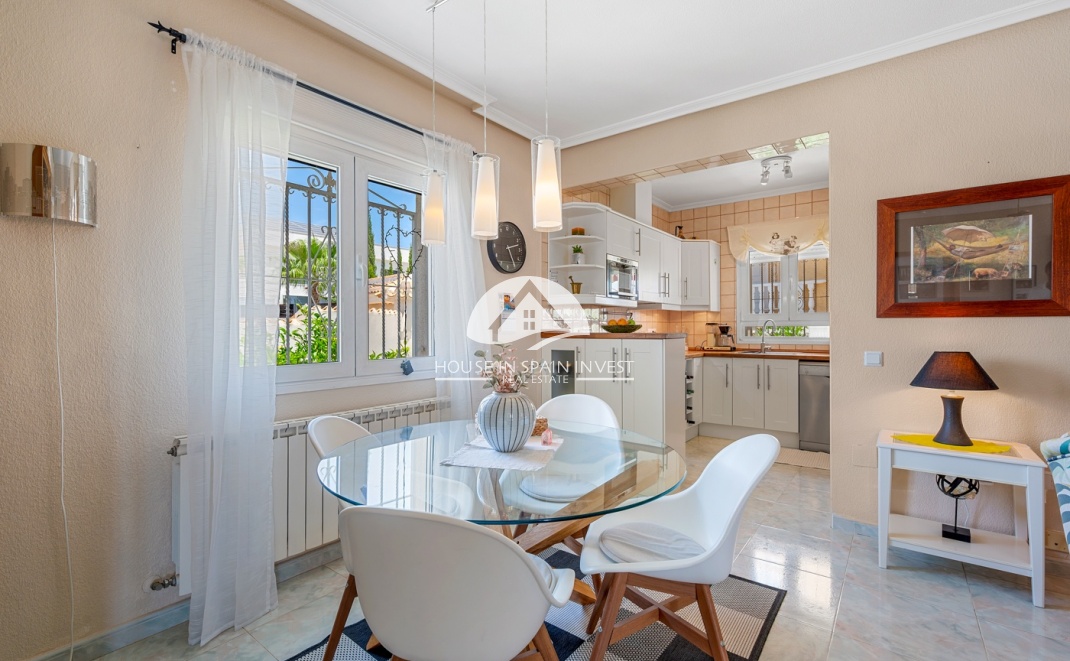 Resale - Villa - Ciudad Quesada