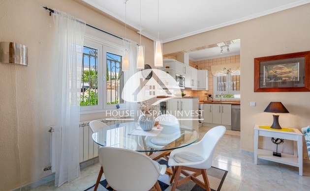 Resale - Villa - Ciudad Quesada