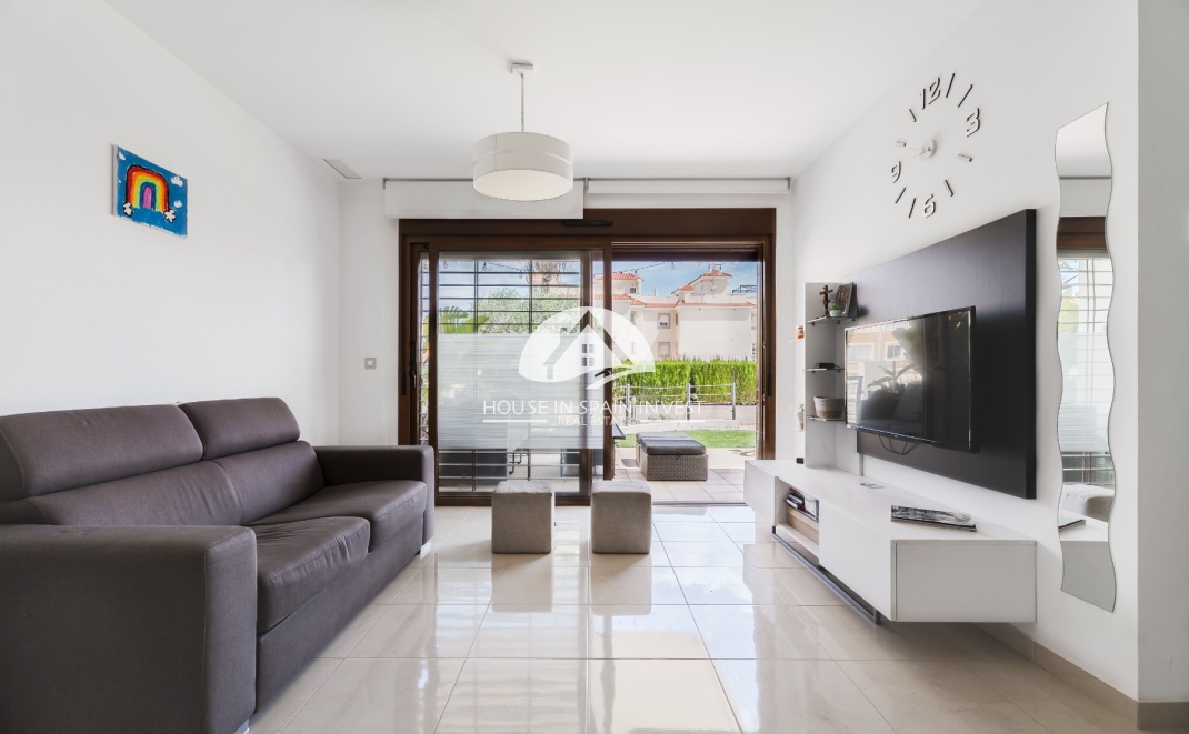 Resale - Apartment  - Orihuela Costa - La Zenia