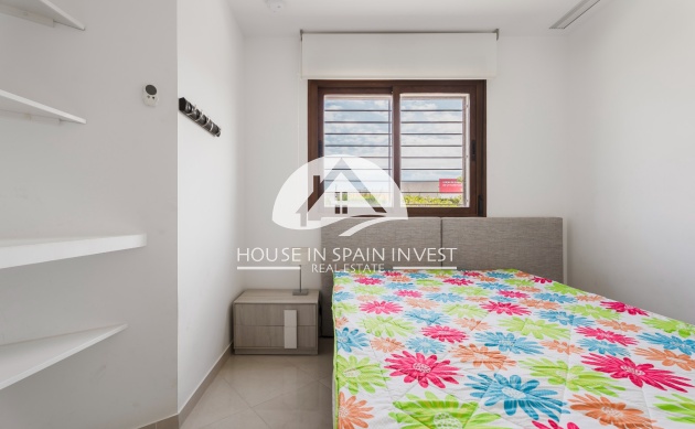 Resale - Apartment  - Orihuela Costa - La Zenia