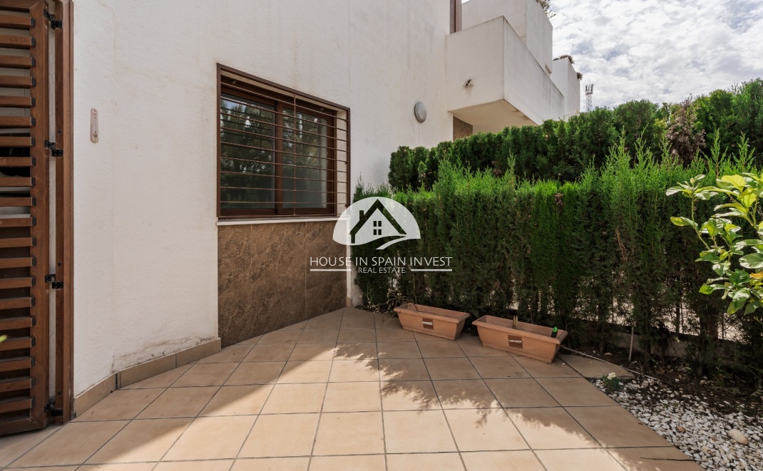 Resale - Apartment  - Orihuela Costa - La Zenia