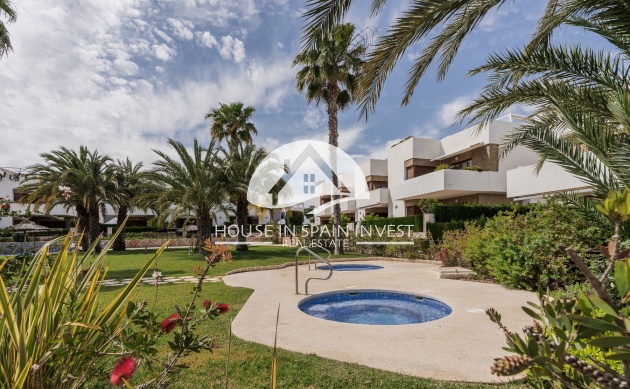 Resale - Apartment  - Orihuela Costa - La Zenia