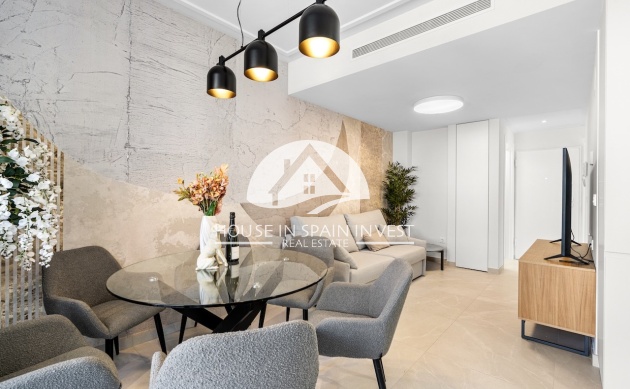 Resale - Apartment  - Torrevieja - Playa del Cura