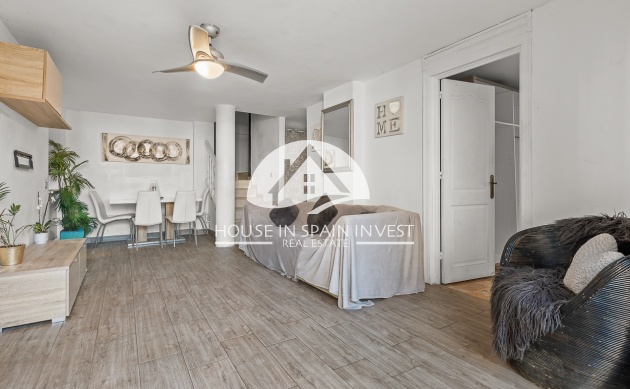 Resale - Villa - Orihuela Costa - Playa Flamenca