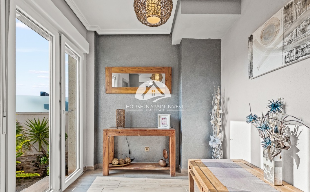 Resale - Villa - Orihuela Costa - Playa Flamenca