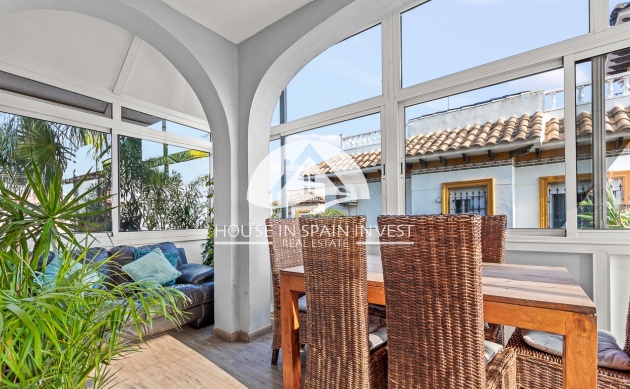 Resale - Villa - Orihuela Costa - Playa Flamenca