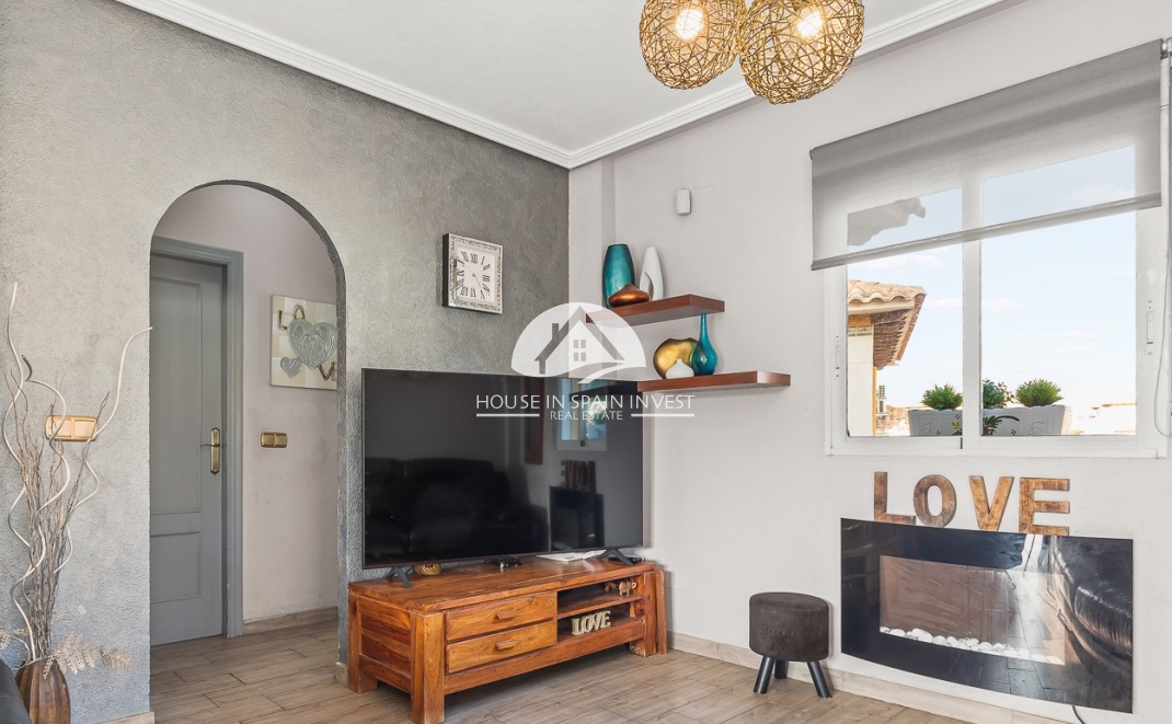 Resale - Villa - Orihuela Costa - Playa Flamenca