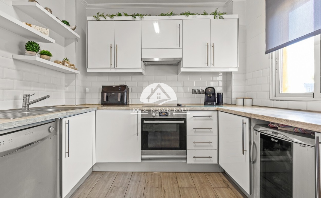 Resale - Villa - Orihuela Costa - Playa Flamenca