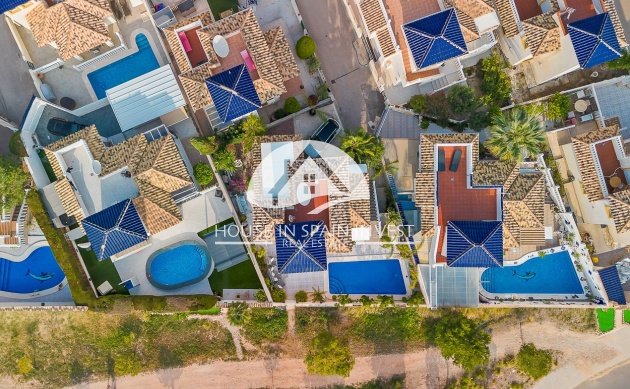 Resale - Villa - Orihuela Costa - Playa Flamenca