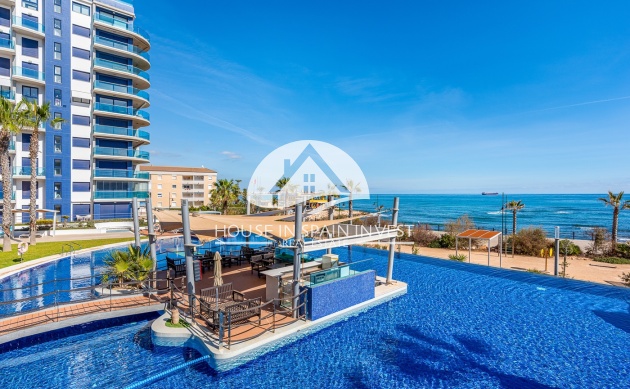 Resale - Apartment  - Orihuela Costa - Punta Prima  