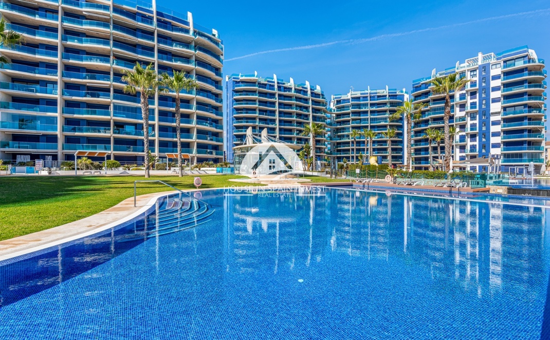 Resale - Apartment  - Orihuela Costa - Punta Prima  