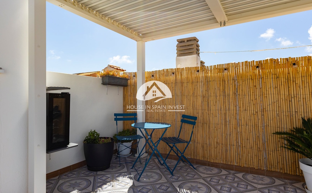 Resale - Apartment  - Torrevieja - La Mata